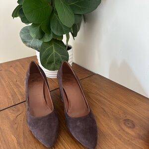 Aquatalia Brown Suede Heels